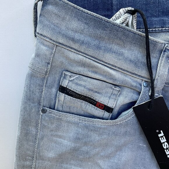 Diesel Women’s Sandy Regular Slim Straight Jeans Light Blue 0681M Size W27 - Picture 7 of 12